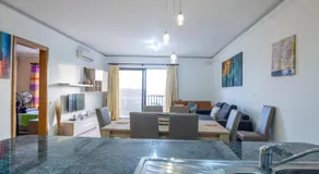 SeaView Apartment in Saint Thomas Bay - Image 3