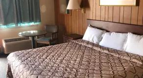 Harcourt Motel - Image 4