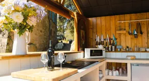 Idyllic French farmhouse - Image 4
