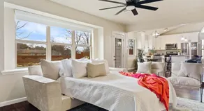 Pool, Games, King Suite 3BR Sleeps 9 - Image 2