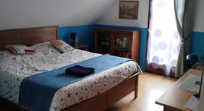 Chambre dans maison avec parking - Image 2