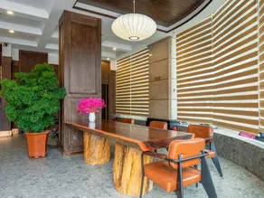 Shenglong Business Hotel - Image 2
