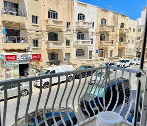 Coastal Charm 3-Bedroom Retreat Steps from d Beach - Image 3