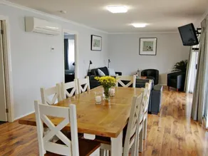 Starline Alpacas Farmstay Resort - Image 3