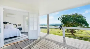French Island Hill House - Image 3