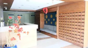 Stay & Fly at Amani Grand Resort Residences 3 Guests 5-Min Airport Pool Fast WiFi Netflix - Image 3
