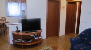 Apartment Sobe Ravbar - Image 2