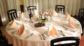 Hotel Garcas - Image 2