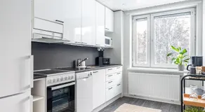 Cozy 1BR Apartment next to the Beach with Free Parking - Image 5