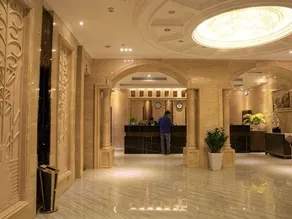 Haihe Business Hotel - Image 3