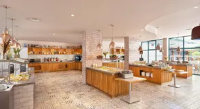 Zefir Hotel - Image 4