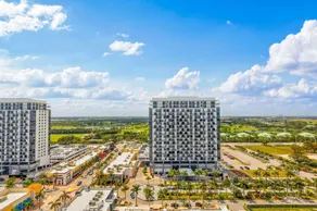 Modern Hotel with Pool & Gym in Prime Doral Location - Image 5