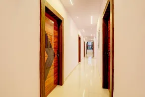 Hotel O Savoy Grand - Image 5