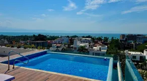2BR Condo with Ocean View near beach - Image 3