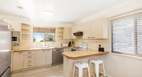 Callala On King - Pet Friendly - Swimming Pool - Image 4