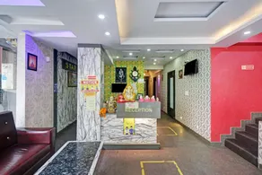 Hotel O Star Inn - Image 2