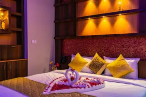 Zain Heights Luxury Apartment - Image 4