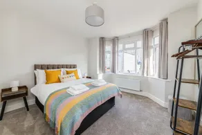 WJShortlets - 48HarwellRd - Image 2