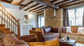 Diston's Lane - Beautiful 2BD Home, Perfect For Family Retreat! - Image 2