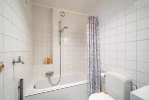 1 bedroom Antwerp stay - Image 4