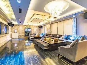 Dunhu Hotel in Lanzhou New Area - Image 4