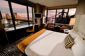 Bentley Hotel - Image 4