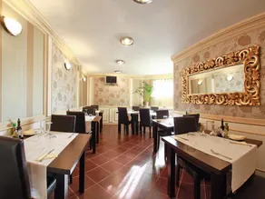 Monte Carlo Palace Suites - Image 5
