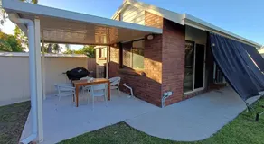 Birkdale 2 Bedroom Guest House Stay - Image 3