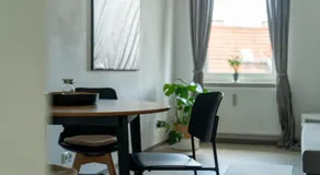 SOUL by Interior Apartments - Familienapp für 4 Personen - nahe ICE-Bahnhof, UNESCO-Bergpark - Parkplatzmöglichkeit - EBK, kinderfreundlich, chic & komfort - Gratis WLAN & Kinderspielzeug - Image 2