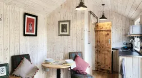 Cosy Cabins without hot tub - Greenway Farm, Drybrook, Forest of Dean - Image 3