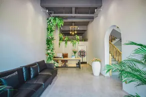 Qishe Theme Hotel (Yiliang Bus Station Branch) - Image 3