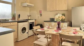 St John's House Isleworth London By Smart Corporate Stays - Image 4