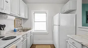 The Flats on Florida St - Super Comfy 2-Bedroom Apartments - Image 3