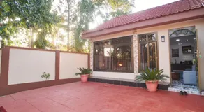 Bustani Home Studio - Image 4