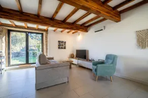 Casa de piedra en naturaleza ideal para relajarse aventura o trabajar - Image 5