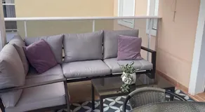 Sea-Breeze Apartment with Pool & Parking - Image 5