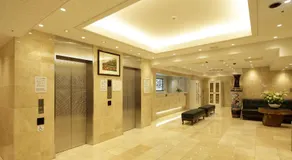 Check in Shijokarasuma - Image 3