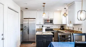 3BR Lakefront in Nashville with BBQ & Hot Tub - Image 3
