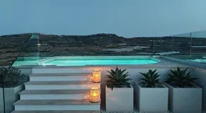 Panorama Lounge - Romantic Getaway with private pool - Image 2