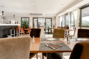 Le Patio Phocéen Studio avec Terrasse et Piscine près d Aix en Provence - Image 2