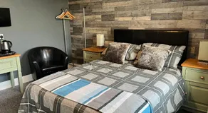 Taldrwst farmhouse guest house - Image 2
