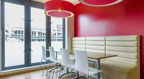 Travelodge Camberley Central - Image 4