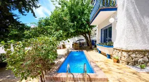 Blue Castle Guesthouse  - Image 3