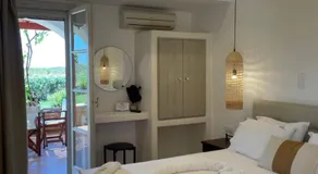 Acti Plaka Hotel - Image 2