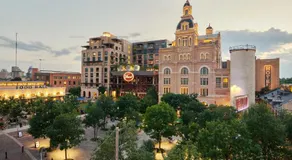 Charming Dreamy Home Close to Downtown SA - Image 4