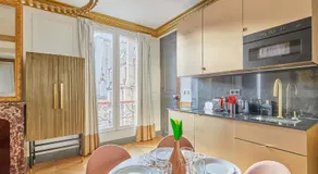 Appartements Champs Elysees - Avenue Montaigne by Studio Prestige - Image 3