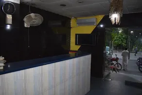 Hotel Alpine - Image 3