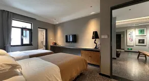Interlude Inn, Boutique Art Retreat, Cultural Experience, - Image 2