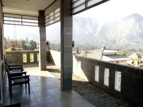 Cafe Lava Hostel - Image 3