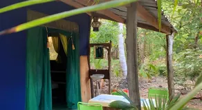 Fully Furnished FAMILY JUNGLE TENT, Latino Glamping Paquera - Image 5
